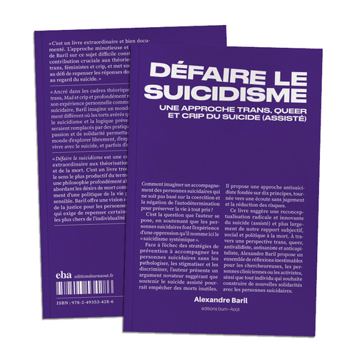 "Sur la moitié inférieure du livre sont disposées deux colonnes de texte. Le texte est de plus petite taille, il est lui aussi de couleur blanche et utilise une typographie différente de celle du titre. Il s’agit d’une typographie plus traditionnelle, avec empattements. On trouve sur ces deux colonnes le résumé de l’ouvrage. Enfin, sur le quart inférieur de la couverture, on peut voir deux mentions centrées, et elles aussi en blanc. La première est « Alexandre Baril », dans une typographie grasse et sans empattements, tandis que la seconde, placée juste en dessous et avec des caractères plus fins, est « éditions Burn~Août »."